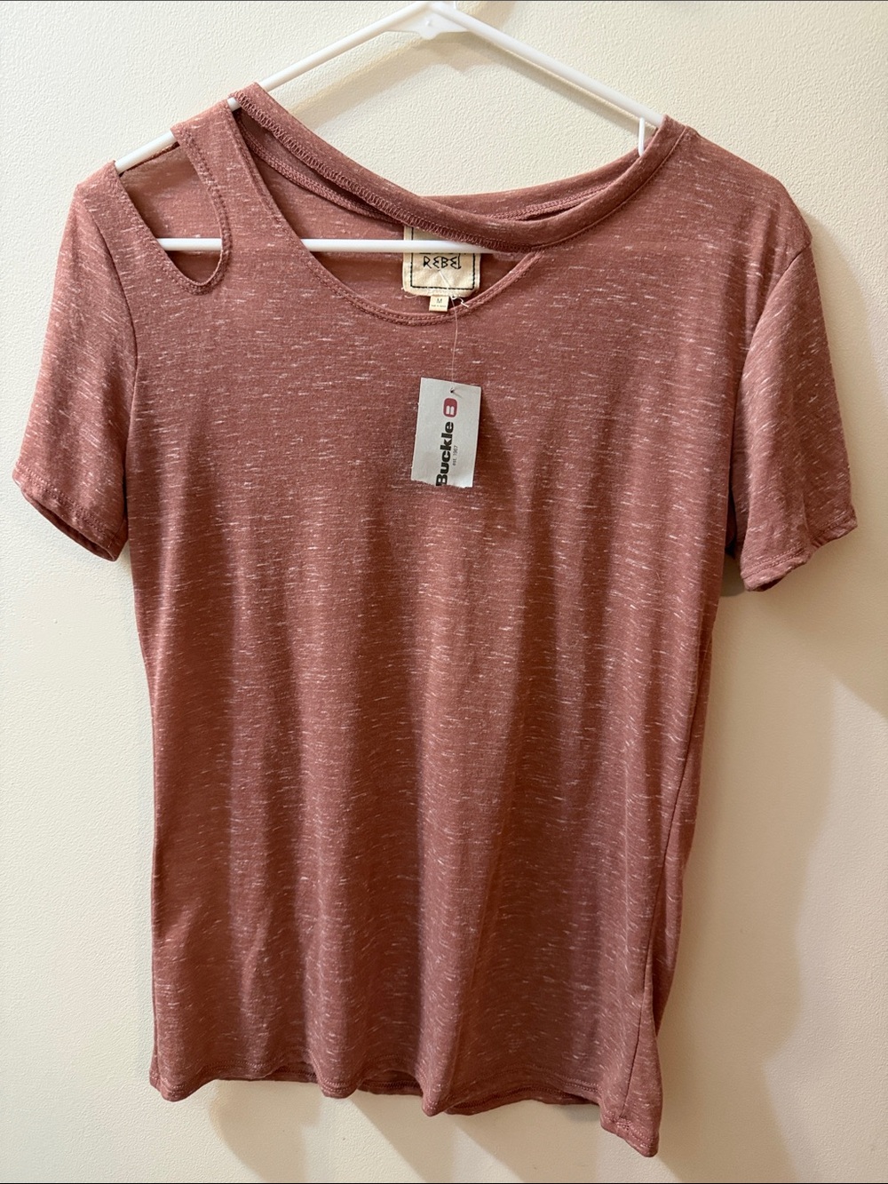 rebels Short-Sleeve Cutout Tee in Dusty Rose